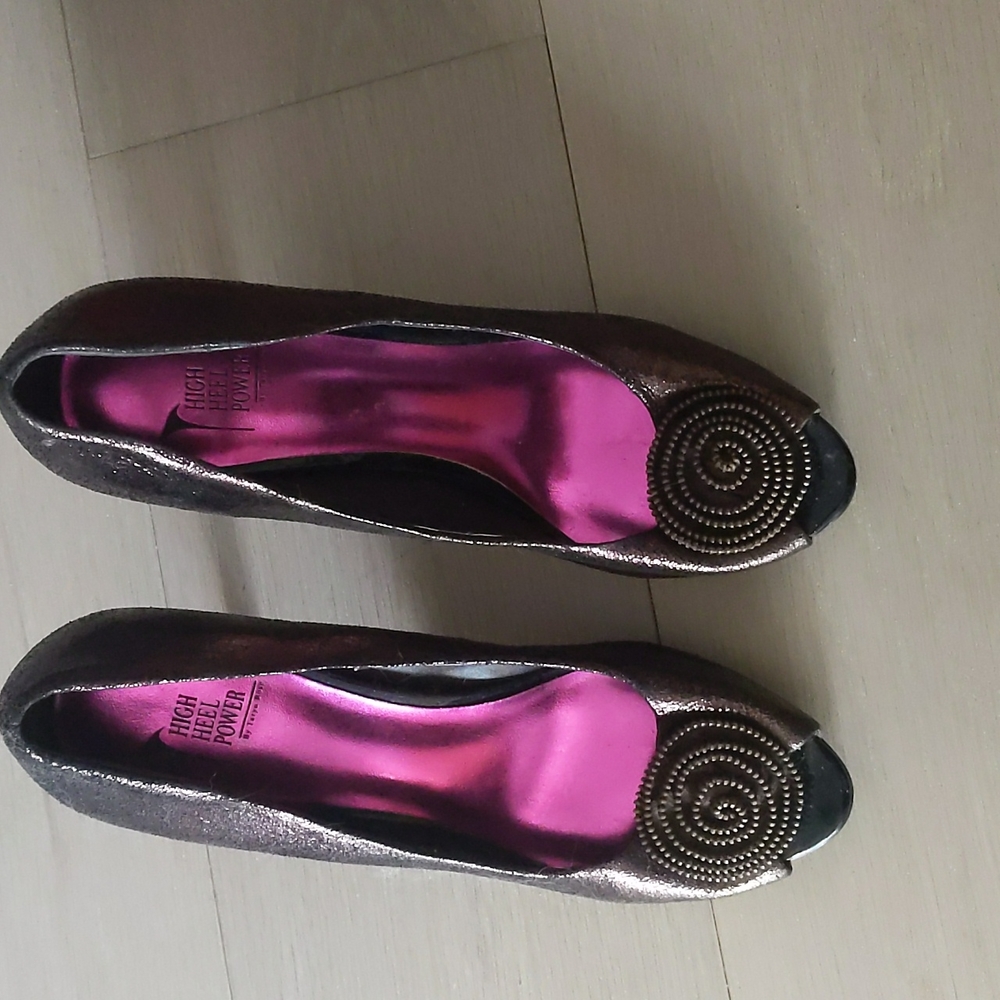 Bronze platform stilletoes
